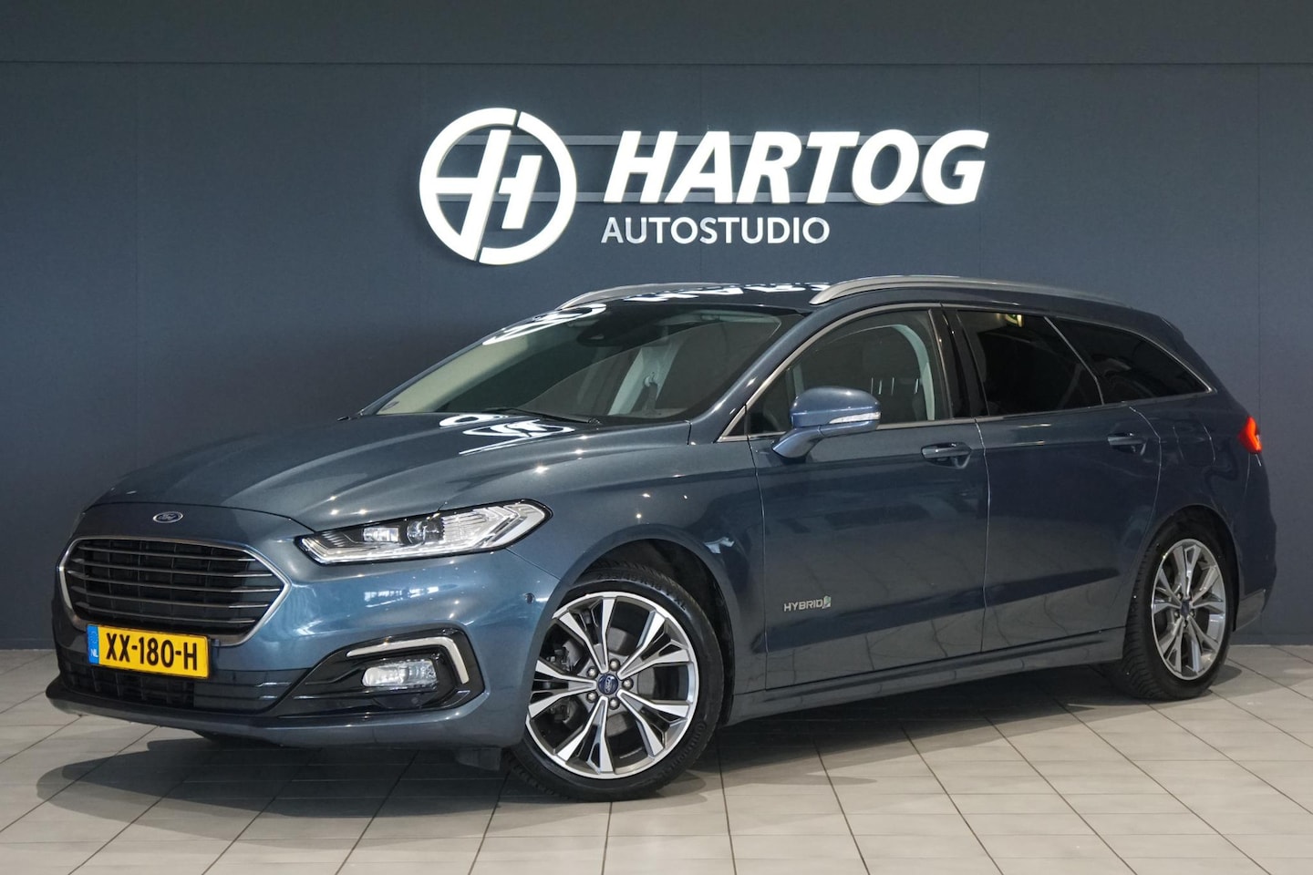 Ford Mondeo Wagon - 2.0 IVCT HEV Titanium + APPLE CARPLAY / CAMERA / TREKHAAK - AutoWereld.nl