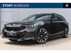 BMW 5-serie Touring - 530e High Executive M Sport Automaat / Trekhaak / Bowers & Wilkins / Parking Assistant Plu