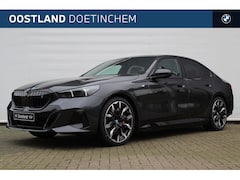 BMW i5 - eDrive40 High Executive M Sport 84 kWh / Panoramadak / Parking Assistant Professional / Ad