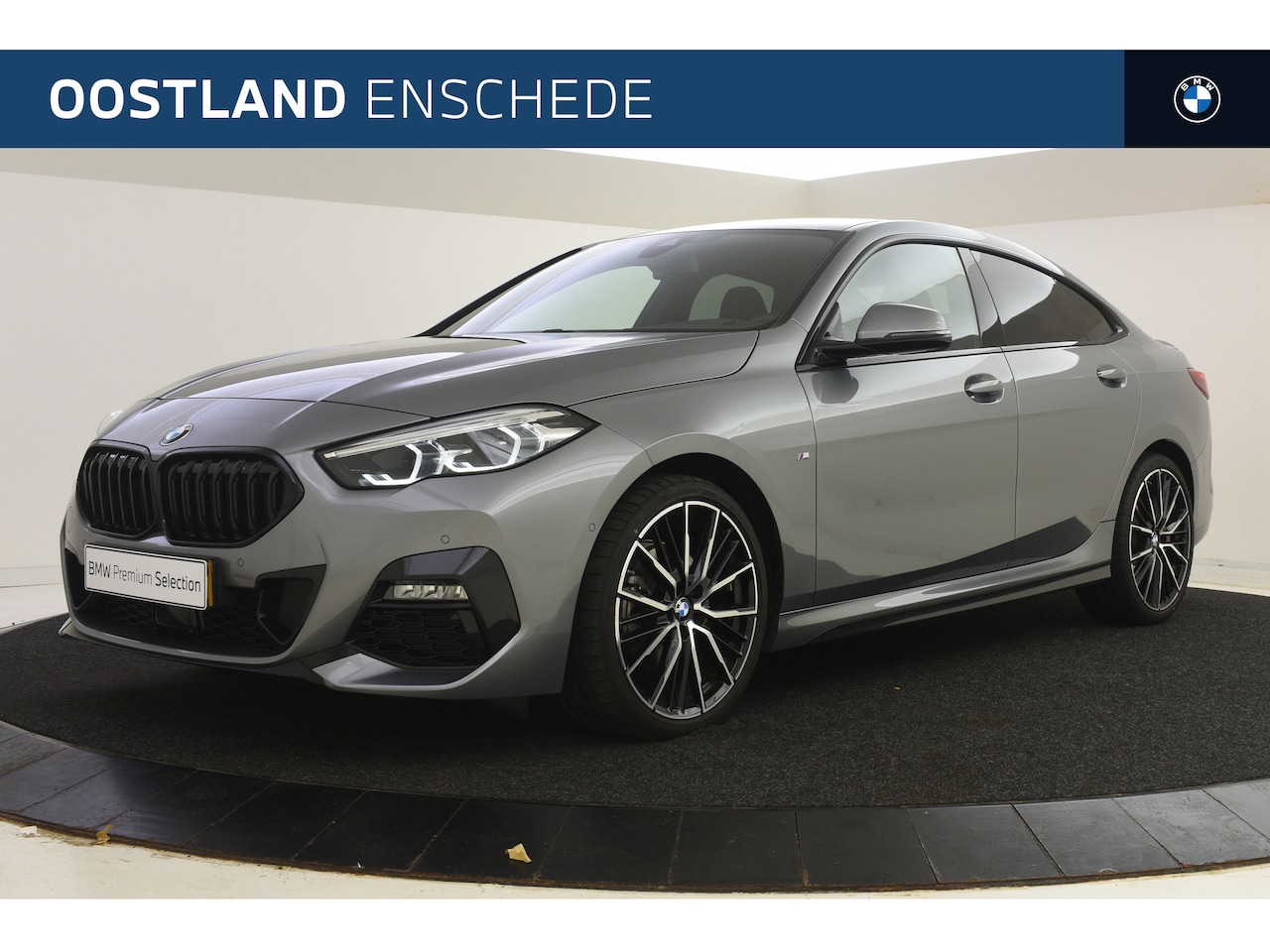 BMW 2-serie Gran Coupé - 218i High Executive M Sport Automaat / M sportstoelen / Stoelverwarming / M Sport steering - AutoWereld.nl