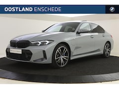 BMW 3-serie - 320e M Sport Automaat / Schuif-kanteldak / Trekhaak / Sportstoelen / Adaptieve LED / Wides