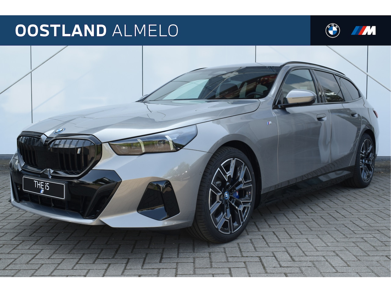 BMW i5 Touring - eDrive40 High Executive M Sport 84 kWh / Adaptieve LED / Parking Assistant Plus / M Sporto - AutoWereld.nl