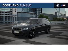 BMW iX3 - Executive 80 kWh / Trekhaak / Sportstoelen / Stoelverwarming / Parking Assistant / Adaptie