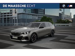 BMW i5 Touring - M60 xDrive High Executive 84 kWh / Panoramadak / Adaptief M Onderstel Professional / Trekh