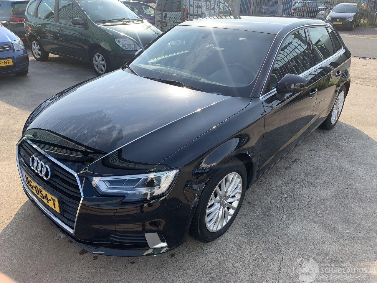 Audi A3 Sportback - (8VA/8VF) 1.0 TFSI 12V (CHZD) - AutoWereld.nl