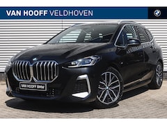 BMW 2-serie Active Tourer - 218i High Executive M Sport Automaat / Panoramadak / Trekhaak / Sportstoelen / Adaptief M