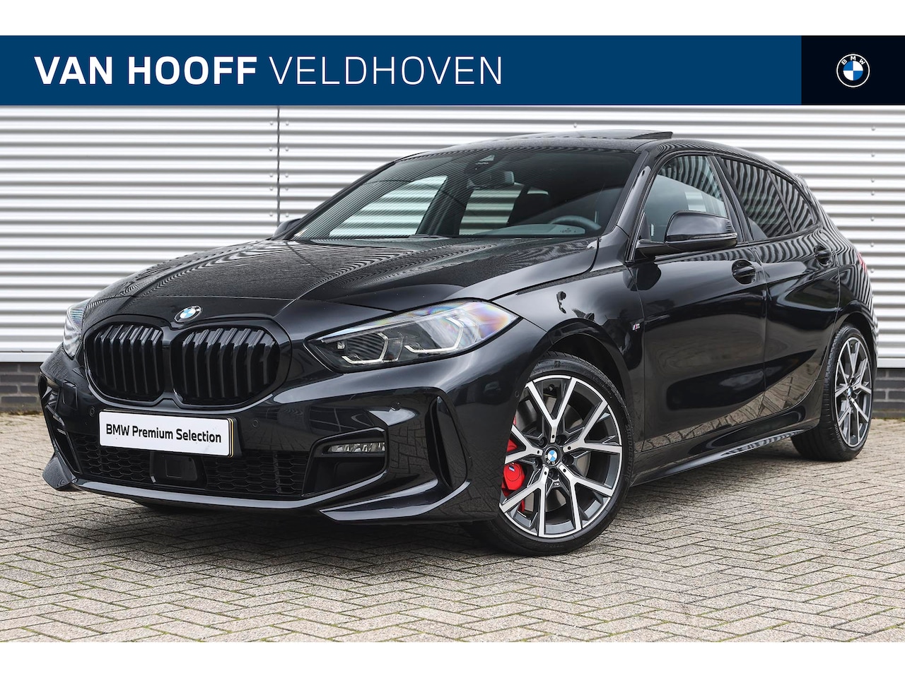 BMW 1-serie - 118i High Executive M Sport Automaat / Panoramadak / Adaptieve LED / Sportstoelen / Active - AutoWereld.nl