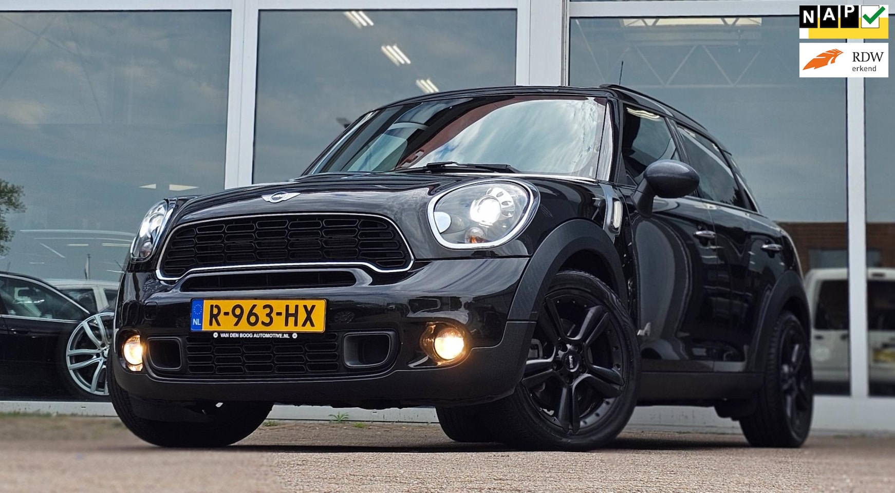 MINI Countryman - Mini 1.6 Cooper S ALL4 Chili Clima Leer Navi Nieuwe APK Mooi! - AutoWereld.nl