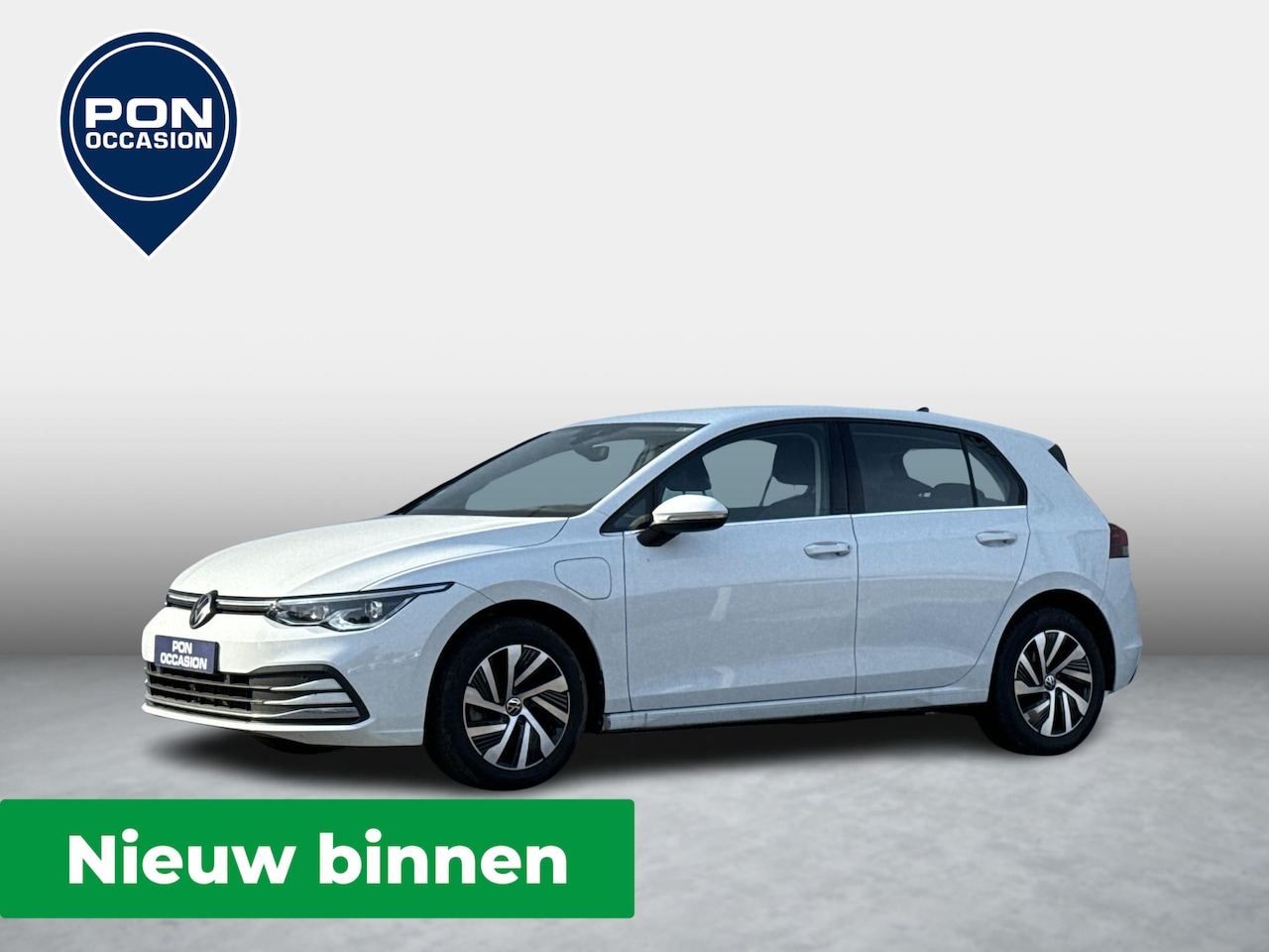 Volkswagen Golf - 1.4 eHybrid Style | NIEUW BINNEN | Navigatie | Parkeersensoren | ACC | App Connect | LED | - AutoWereld.nl