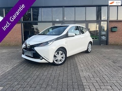 Toyota Aygo - 1.0 VVT-i x-sport, Airco. Bluetooth, Achteruitrijcamera