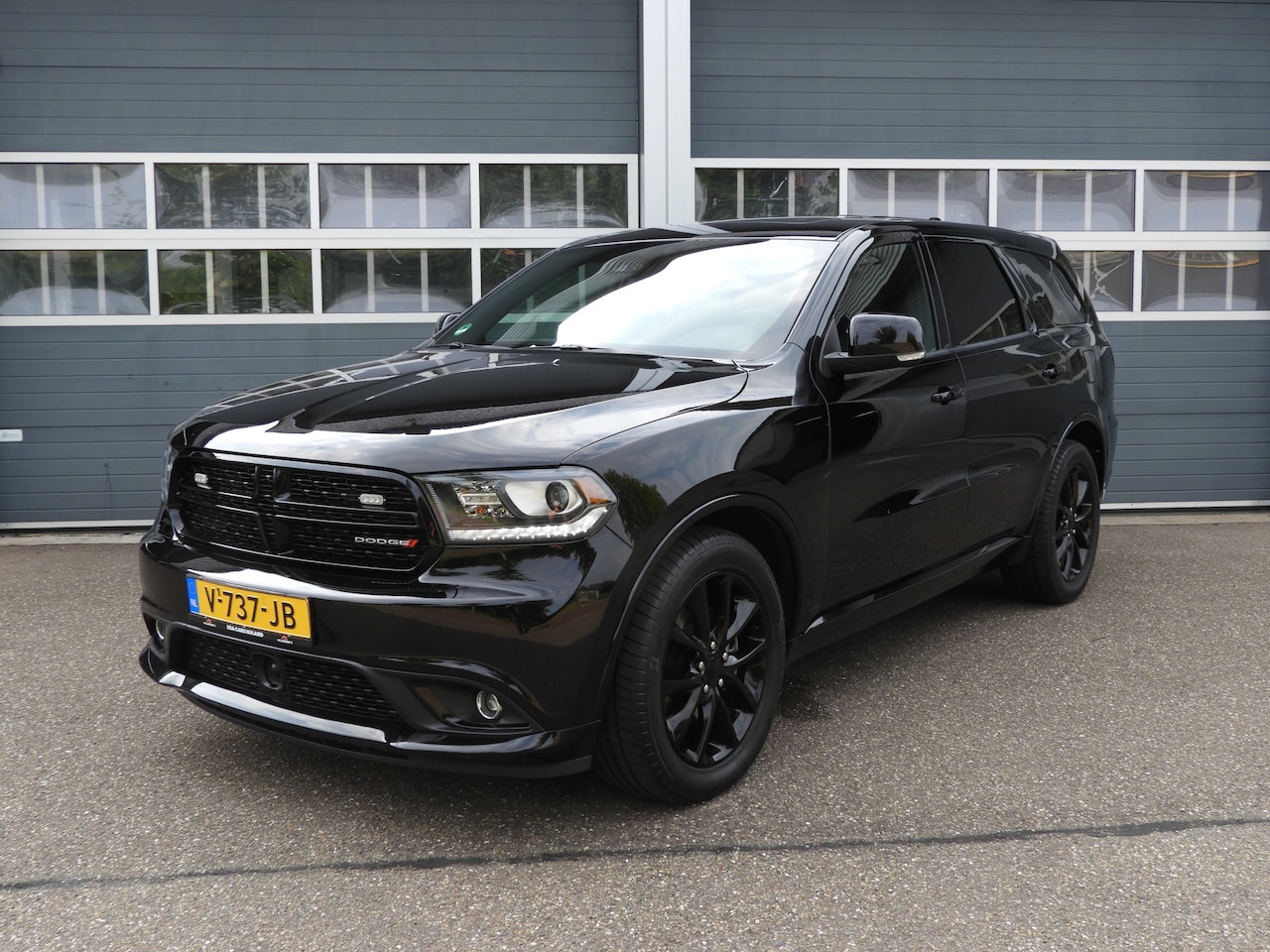 Dodge Durango - DODGE 4x4 HEMI V8 5.7 R/T LPG 365PK GRIJS KENTEKEN | LAGE BIJTELLING - AutoWereld.nl