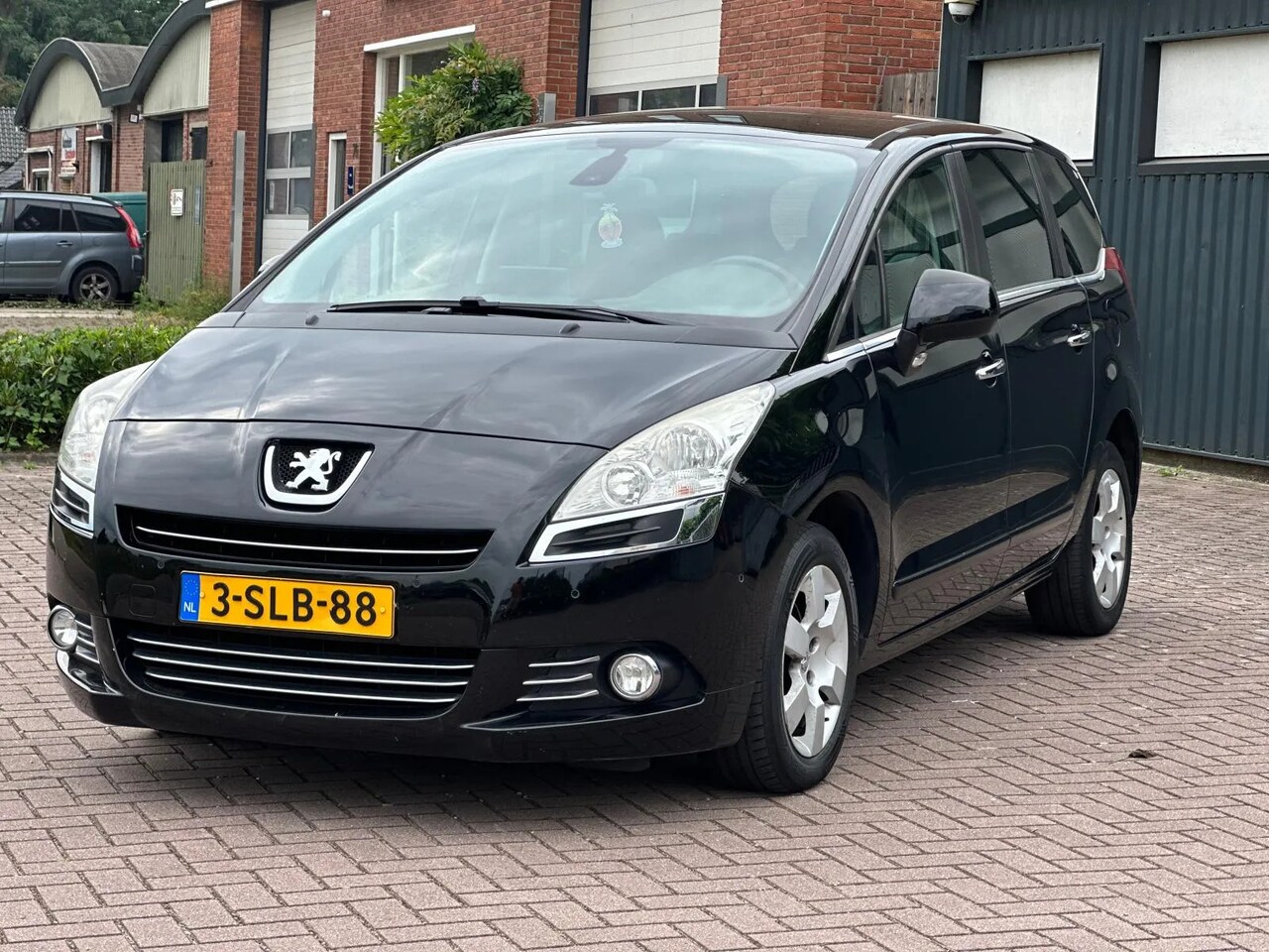 Peugeot 5008 - 1.6VTi Blue lease 7personen - AutoWereld.nl