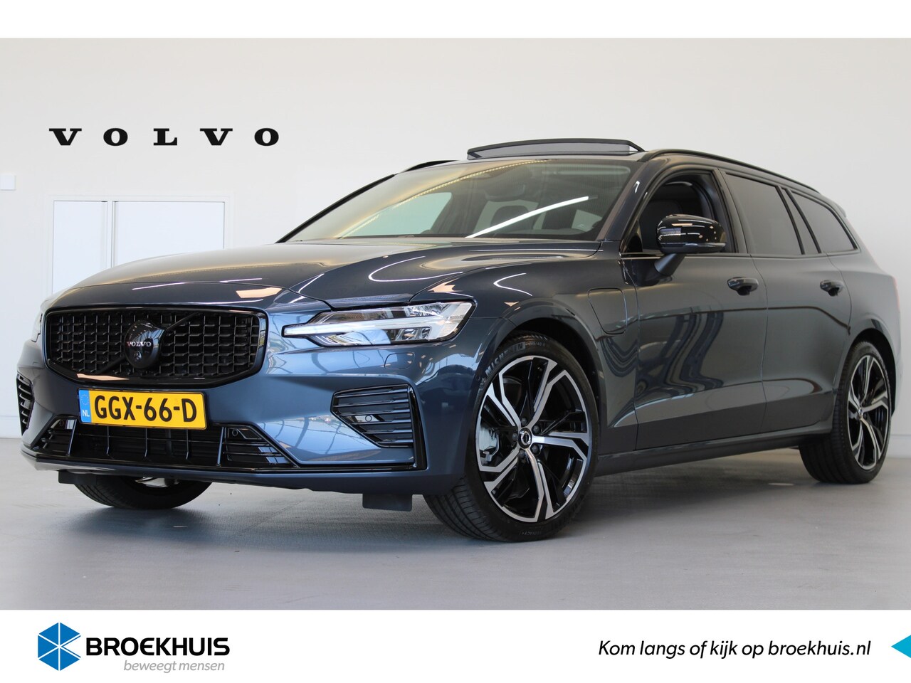 Volvo V60 - T6 350PK AWD Ultra Dark | B&W Audio | Massage | Nappa | 19'' | Head Up | Black Pack | 360º - AutoWereld.nl