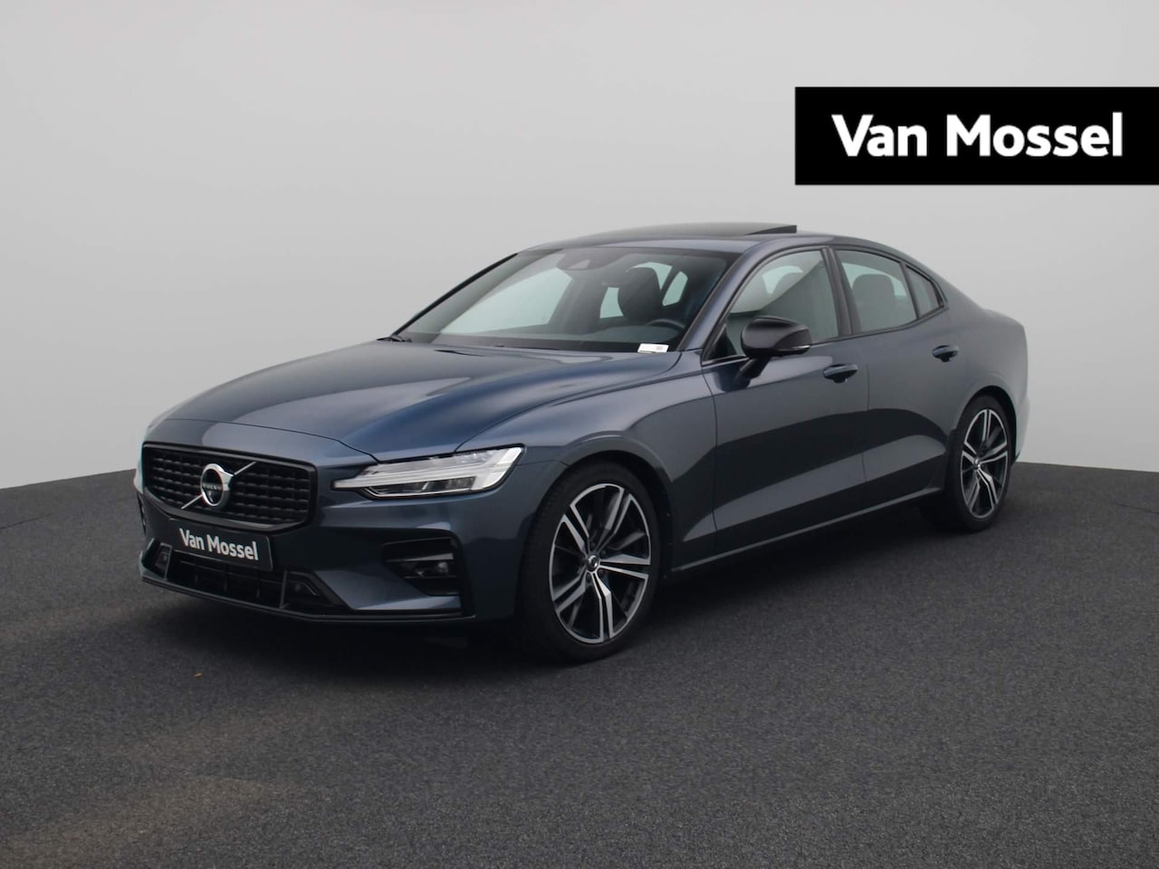 Volvo S60 - 2.0 B3 R-Design Aut. | Panoramadak | Harman Kardon | memory seats | Leder | Navigatie | Ca - AutoWereld.nl