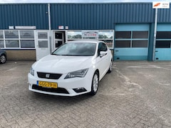 Seat Leon - 1.4 TSI Style Business Stoelverwarming-Parkeersensoren-LM Velgen-APK Tot 2026