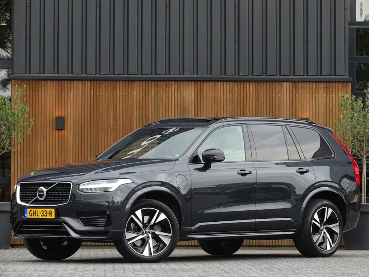 Volvo XC90 - T8 408PK AWD R-Design / 2019 / LED - AutoWereld.nl