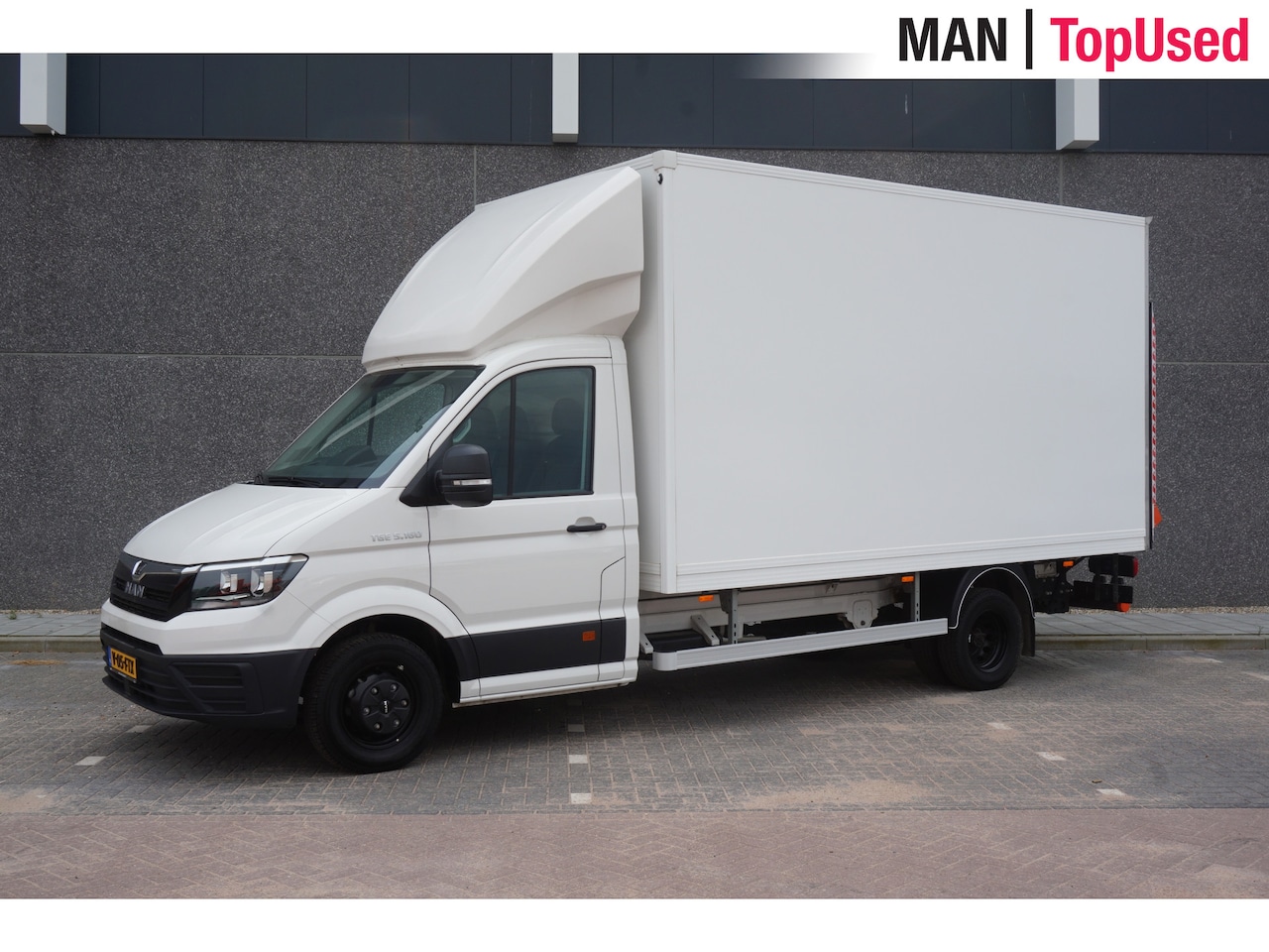 MAN TGE - 5.160 Bakwagen / 160 PK / Dhollandia Laadklep / Zijdeur / Airco / Apple CarPlay / Cruise C - AutoWereld.nl