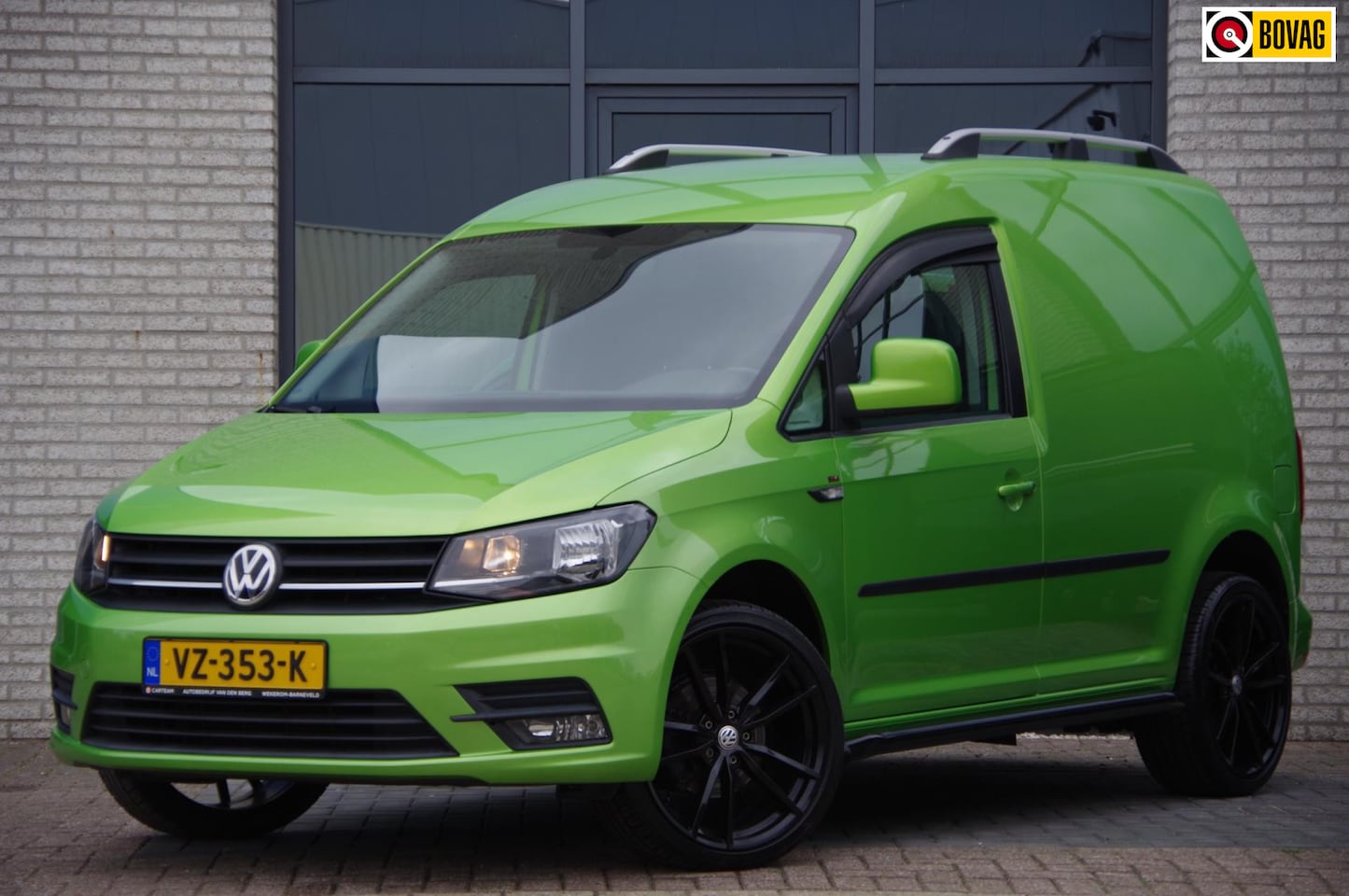 Volkswagen Caddy - 2.0 TDI Highline 2.0 TDI Highline 150PK, NAVI, CAMERA, CRUISE, APPLE CARPLAY, PARKEERSENSOREN, TREKHAAK, NL - AutoWereld.nl