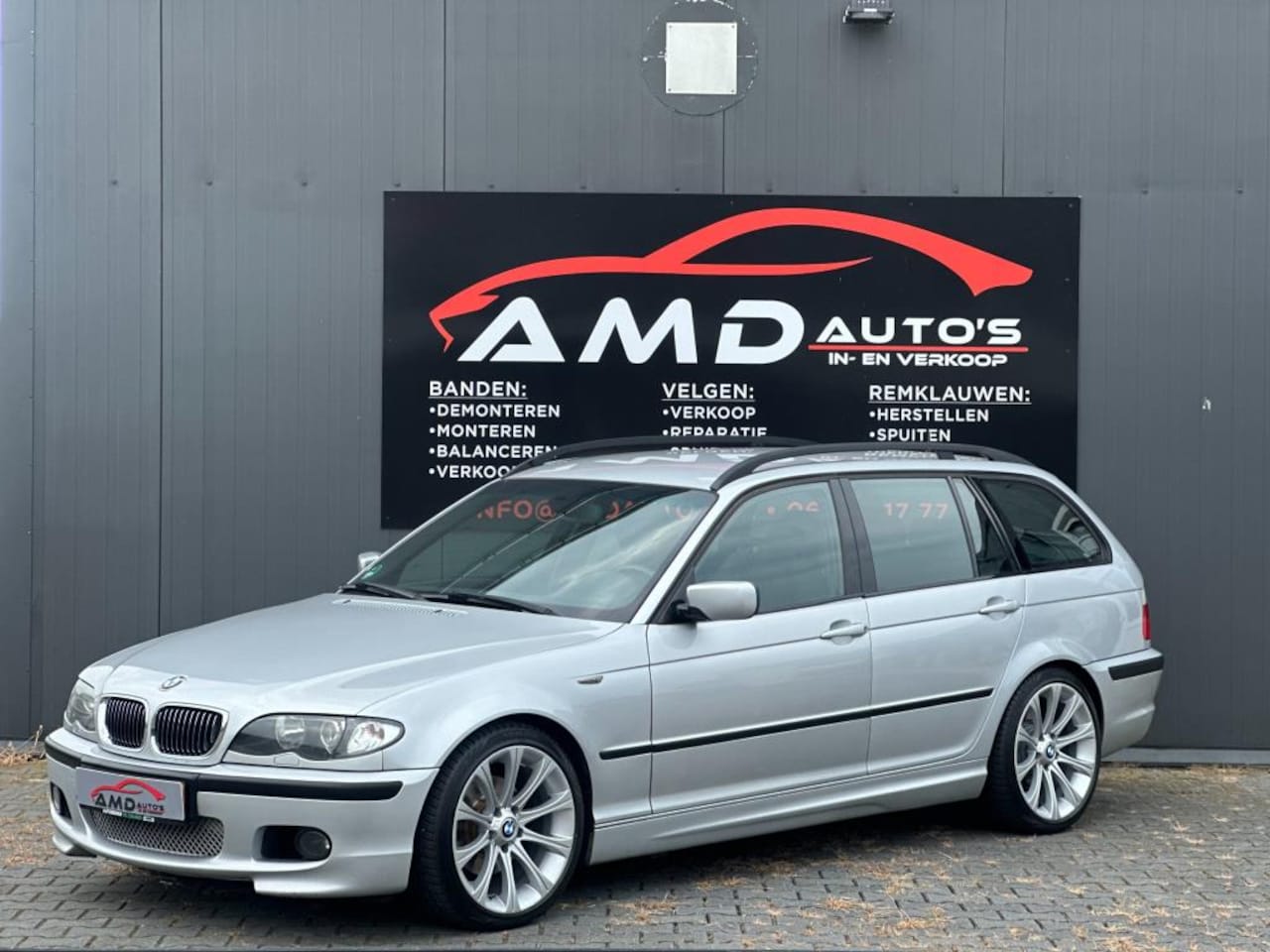 BMW 3-serie Touring - 325i Executive |Nap|Automaat|Cruise|Scherm|Climate Control| - AutoWereld.nl