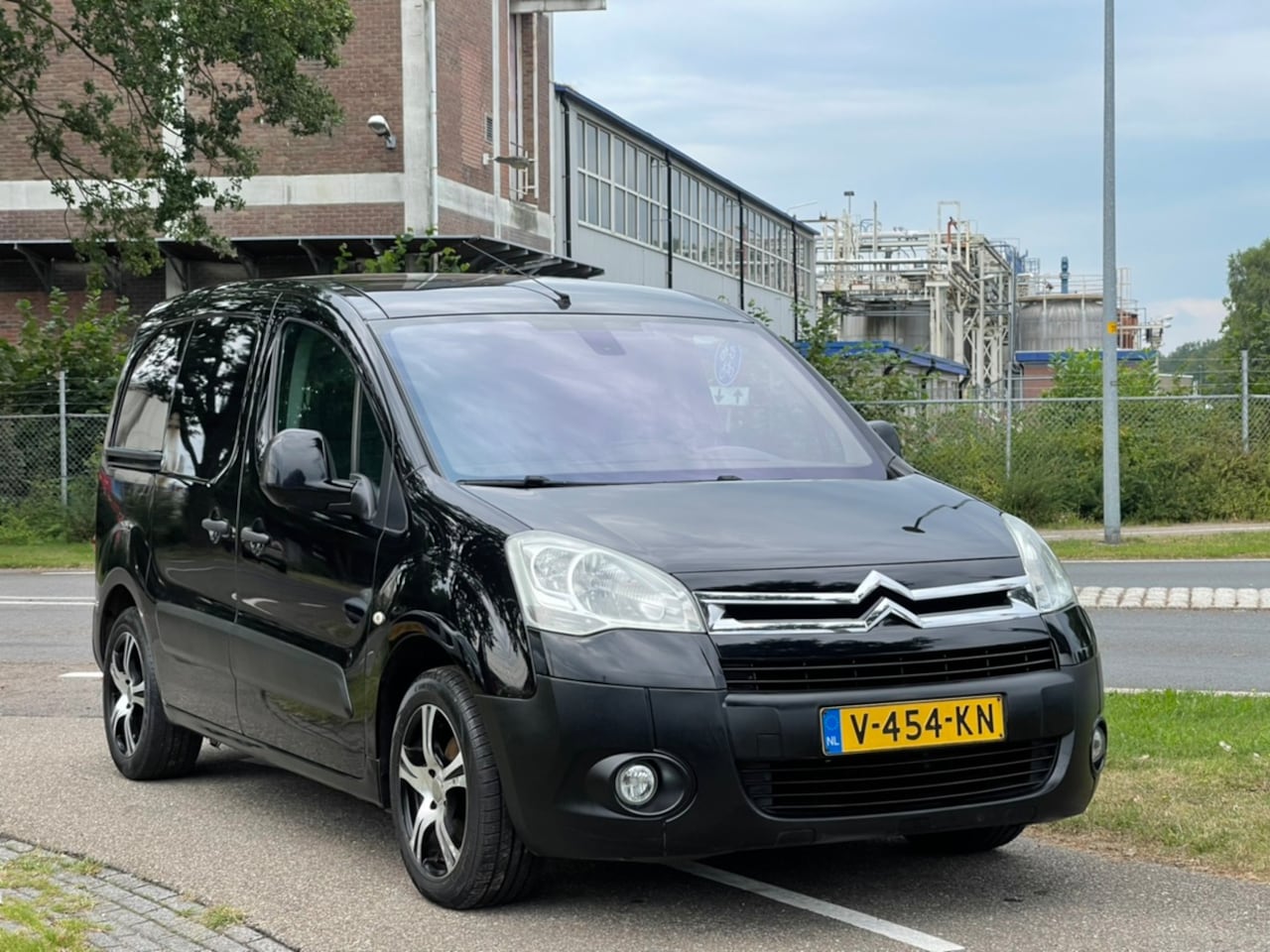 Citroën Berlingo - 1.6 HDI 500 Comfort | Airco | Bank | Parkeersensoren | APK 1-2025 | Geisoleerde laadruimte - AutoWereld.nl