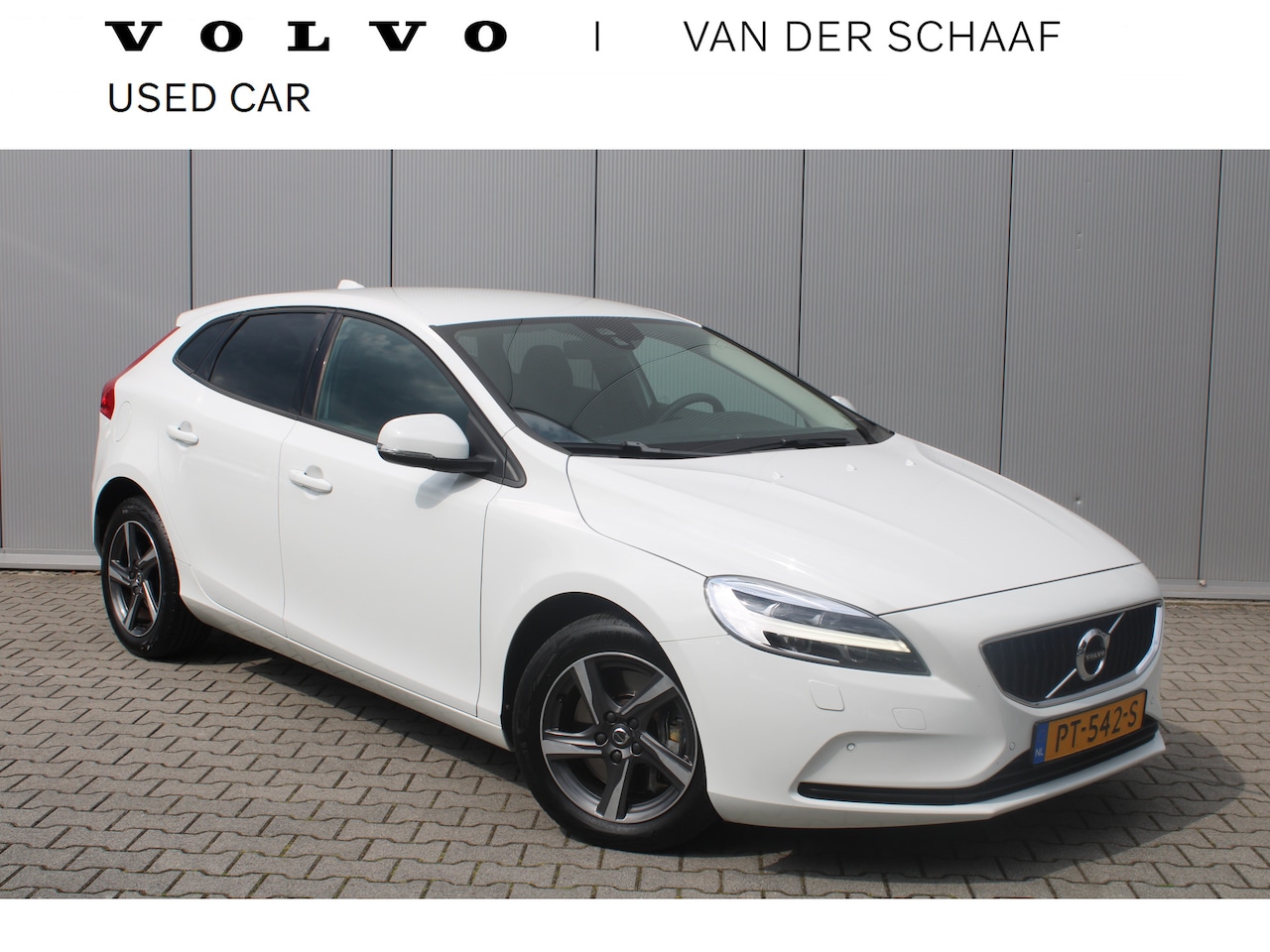 Volvo V40 - 2.0 D3 Nordic 2.0 D3 Nordic+ - AutoWereld.nl