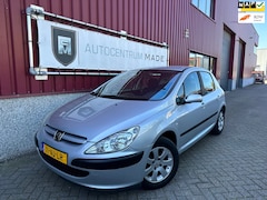 Peugeot 307 - 1.4 HDi XS // 5-Drs // Airco //