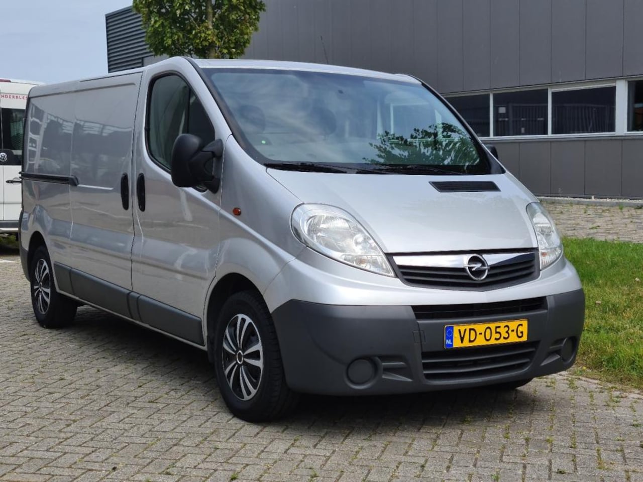 Opel Vivaro - 2.0 CDTI L2H1 2.0 CDTI L2/H1 - AutoWereld.nl