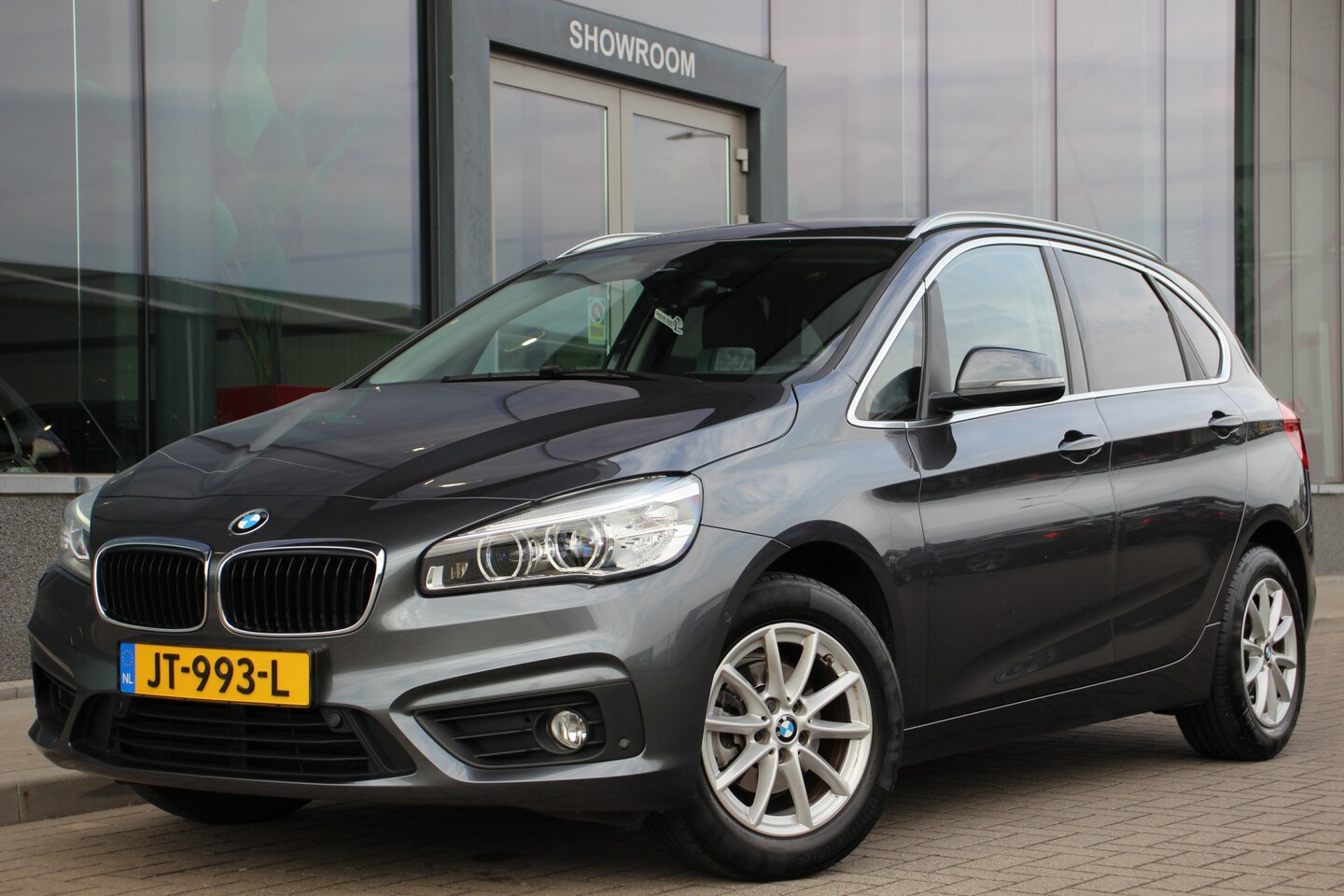 BMW 2-serie Active Tourer - 216i Centennial High Executive | Leder | HUD | Dealeronderhouden - AutoWereld.nl