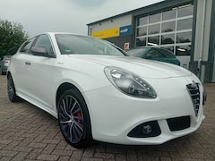 Alfa Romeo Giulietta - 1.4 Turbo - QV Line - Bose