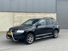 Volkswagen Touareg - 2.5 TDI GROOT NAVI+A/C CLIMATE+CRUISE+SIDE BARS+ELEKTRISCHE PAKKET+VELGEN+TREKHAAK+PDC+BUL