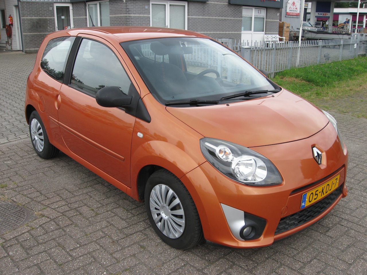 Renault Twingo - 1.2-16V Dynamique - AutoWereld.nl