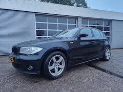 BMW 1-serie - 116i Business Line