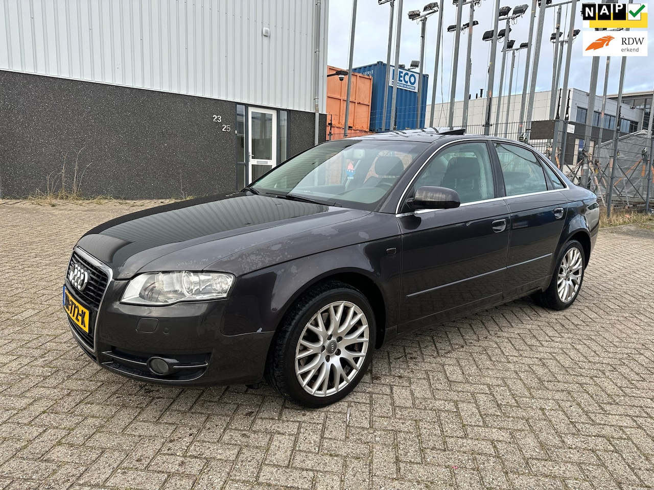 Audi A4 Limousine - 3.2 FSI Quattro Proline 2007 Automaat Leer Youngtimer - AutoWereld.nl