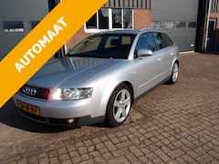 Audi A4 Avant - 3.0 V6 AVANT162kw QUATTRO AUT. Handel / Export