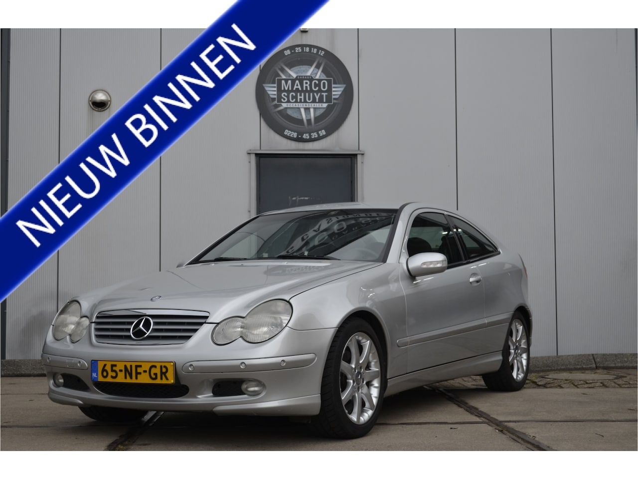 Mercedes-Benz C-klasse Sportcoupé - 180 K. Amice youngtimer - AutoWereld.nl