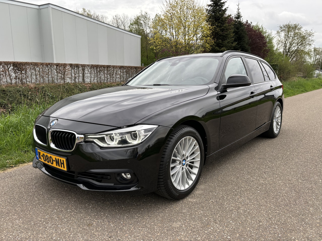 BMW 3-serie Touring - 320i Centennial High Executive / LEER / AUTOMAAT / NAVI - AutoWereld.nl