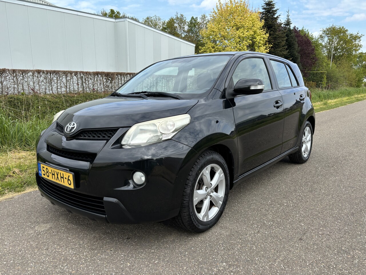 Toyota Urban Cruiser - 1.3 VVT-i Aspiration / NAVI / AIRCO / CRUISE - AutoWereld.nl