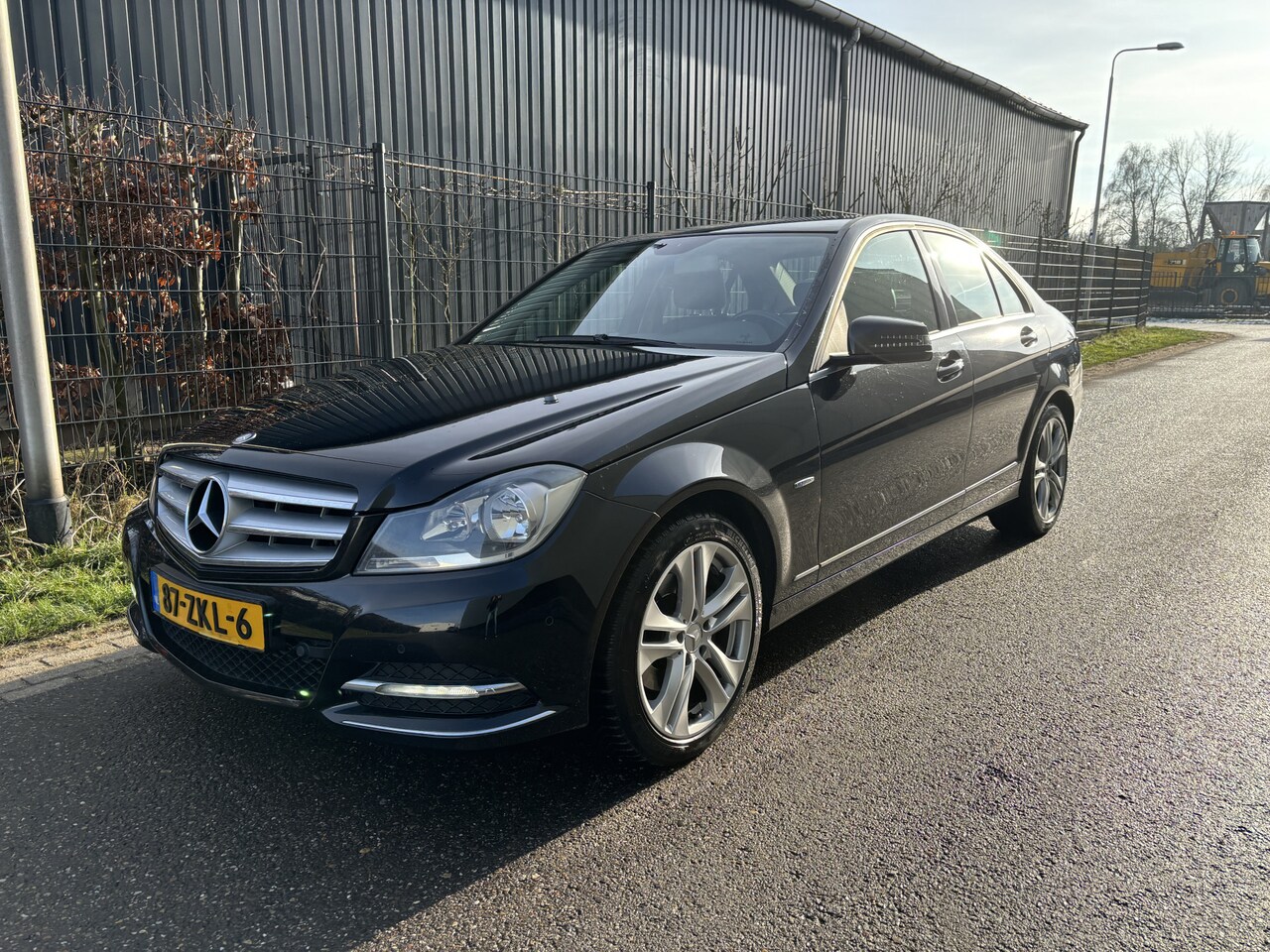 Mercedes-Benz C-klasse - 200 Business Class 125! Avantgarde / AUTOMAAT / NAVI - AutoWereld.nl