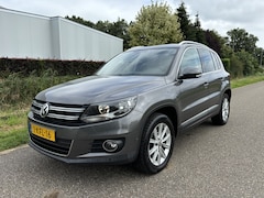 Volkswagen Tiguan - 1.4 TSI Sport&Style / AIRCO / NAVI / CRUISE