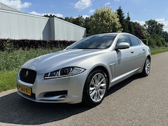 Jaguar XF - 3.0D S Premium / AUTOMAAT / NAVI / CRUISE / LEER / 74dkm