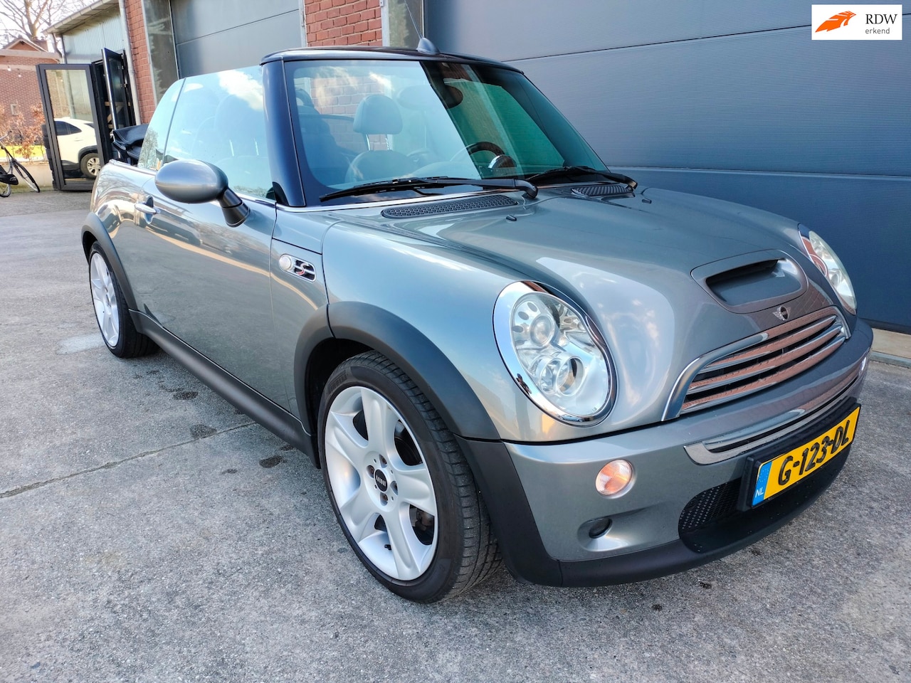 MINI Cabrio - Mini 1.6 Cooper S 2007 170Pk Leder Mooie Auto - AutoWereld.nl