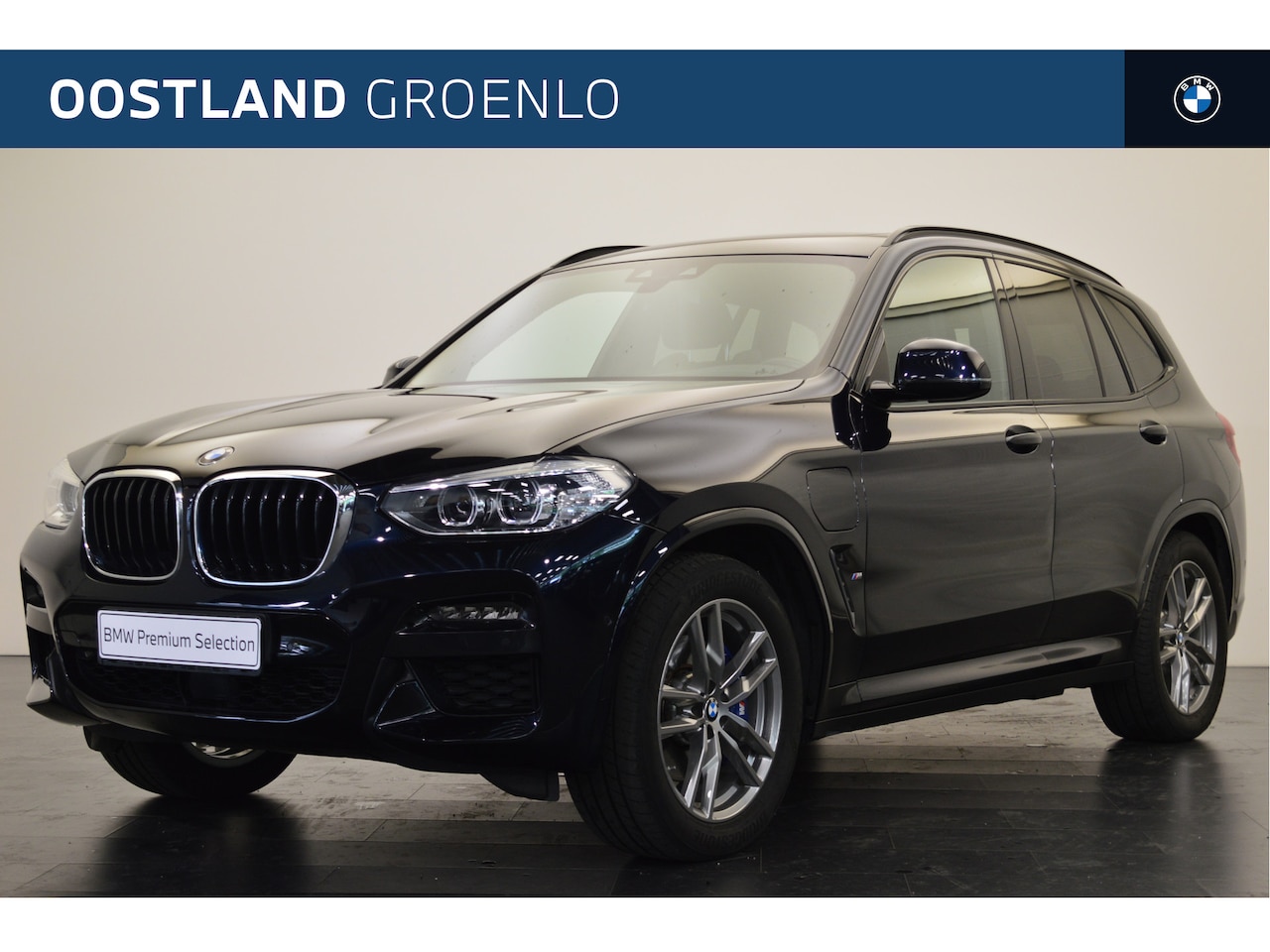 BMW X3 - xDrive30e High Executive M Sport Automaat / Panoramadak / Trekhaak / Sportstoelen / Comfor - AutoWereld.nl