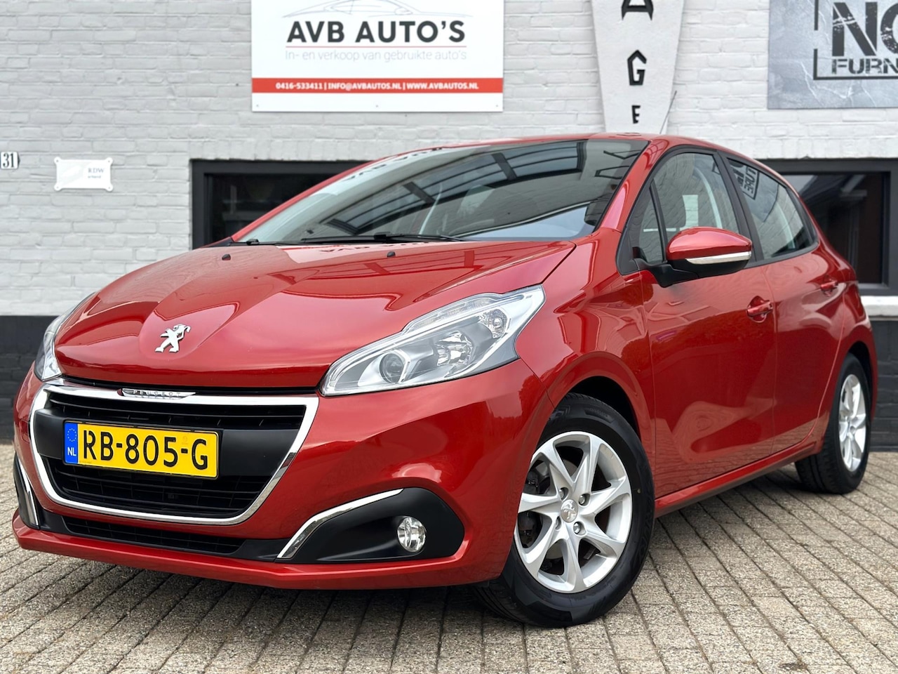 Peugeot 208 - 1.2 PureTech Blue Lion Navi Clima Cruise PDC - AutoWereld.nl