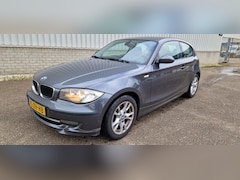 BMW 1-serie - 118d Corporate Business Line