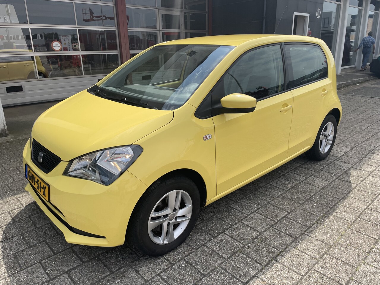 Seat Mii - 1.0 Style Chic airco el. ramen cpv radio/cd lmv - AutoWereld.nl