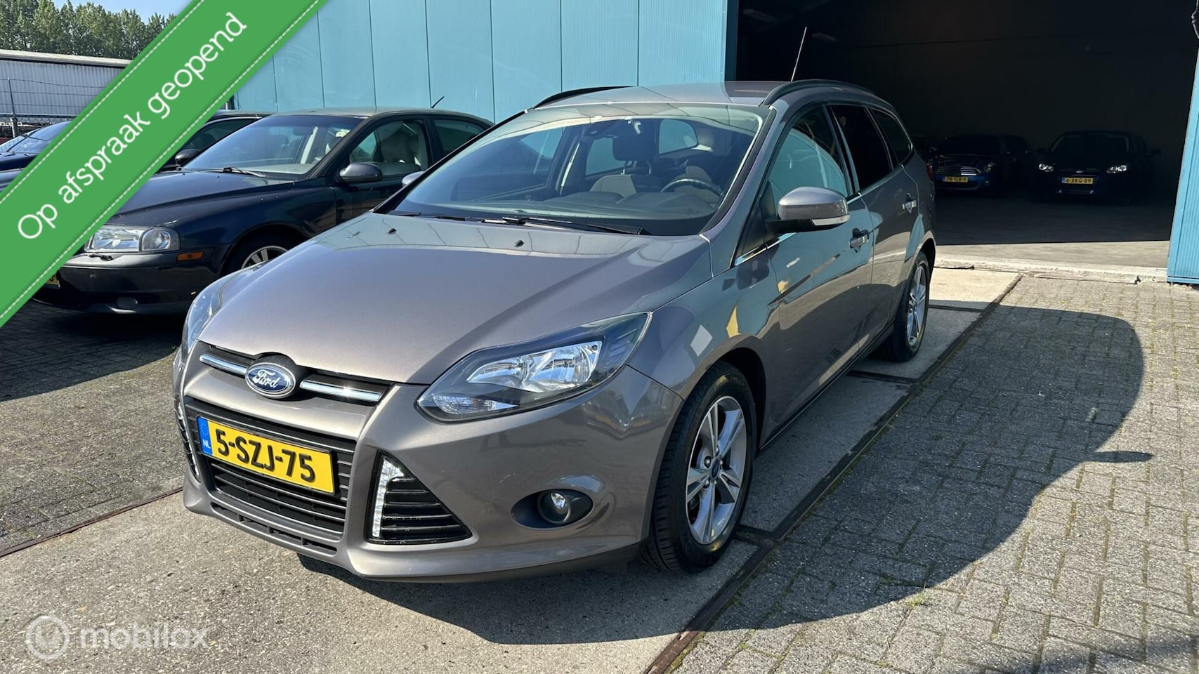 Ford Focus Wagon - 1.0 EcoBoost Edition 1.0 EcoBoost Edition, Airco, Navi, Nap, Apk - AutoWereld.nl