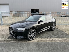 Audi e-tron Sportback - 55 quattro S edition 95 kWh Panoramadak, 360Camera, B&O, 22inch, Sfeerverlichting, Adaptiv