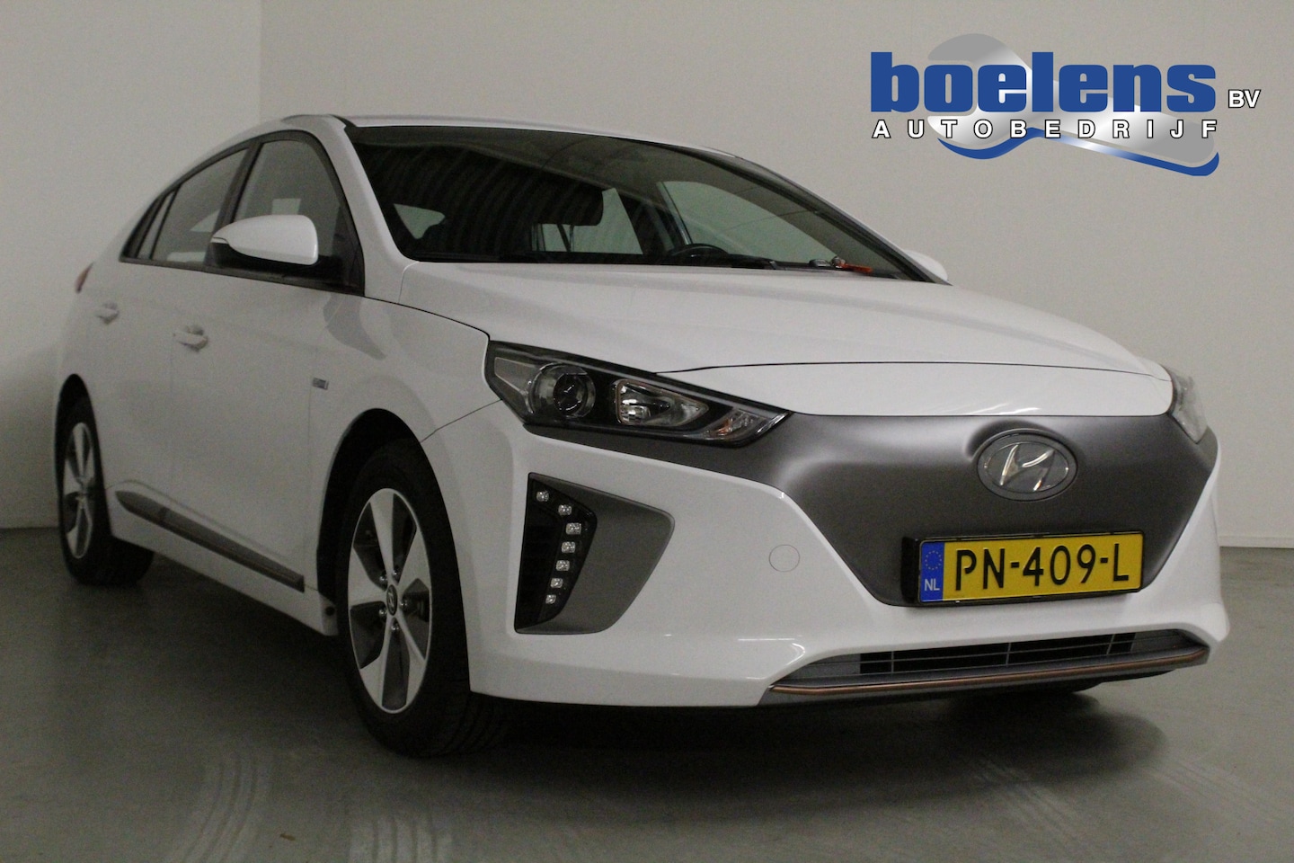 Hyundai IONIQ - Comfort EV | ZO MEE PRIJS | 2017BJ | ACTIERADIUS TOT 280KM | NAVI | DAB | 16'LMV | CAM | K - AutoWereld.nl