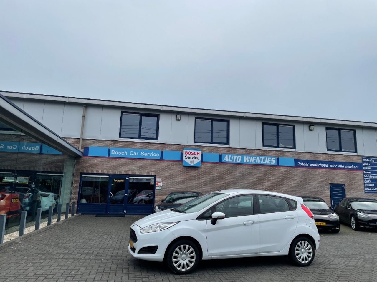 Ford Fiesta - 1.0 Style 5-Drs | Airco | Navi | Cruise - AutoWereld.nl