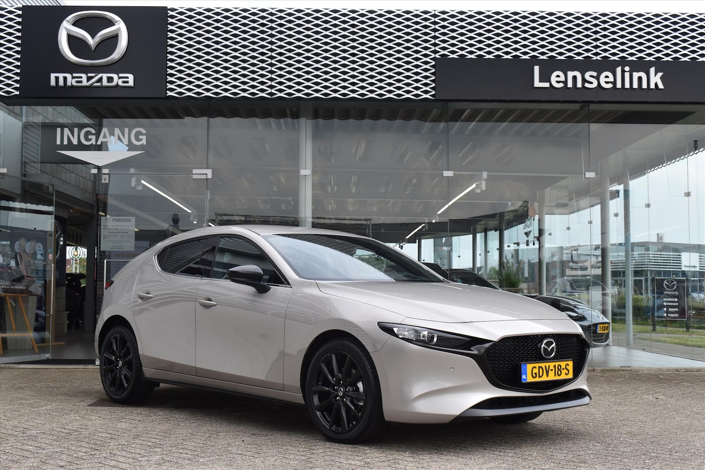 Mazda 3 - Hatchback Skyactiv-X 186pk M Hybrid Homura Automaat | Camera | DEMO | Adaptive Cruise Cont - AutoWereld.nl